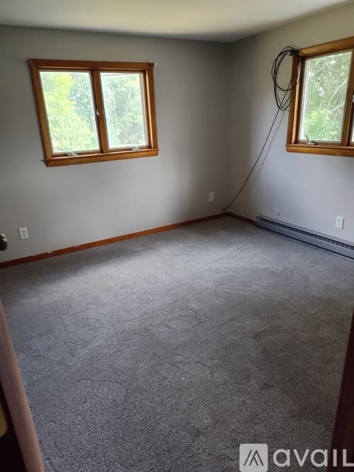 Uniontown Apartment: 242 Old Pittsburgh Road