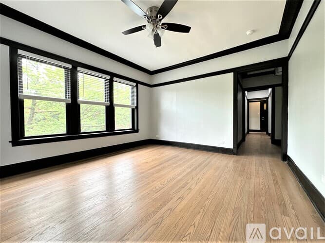 Chicago Apartment: 1400 W Summerdale Ave