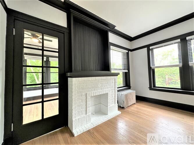 Chicago Apartment: 1400 W Summerdale Ave