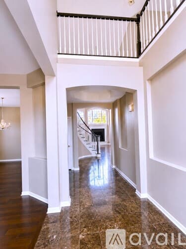 Naperville House: 627 Conestoga Rd