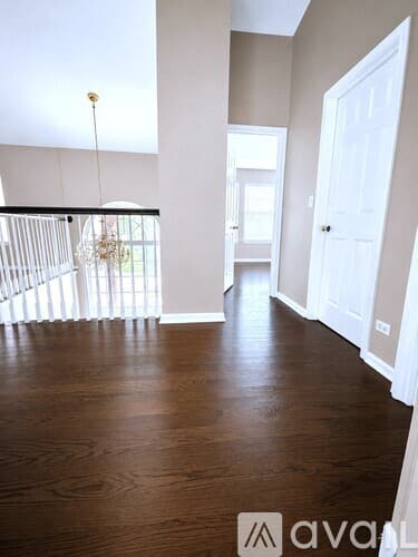 Naperville House: 627 Conestoga Rd