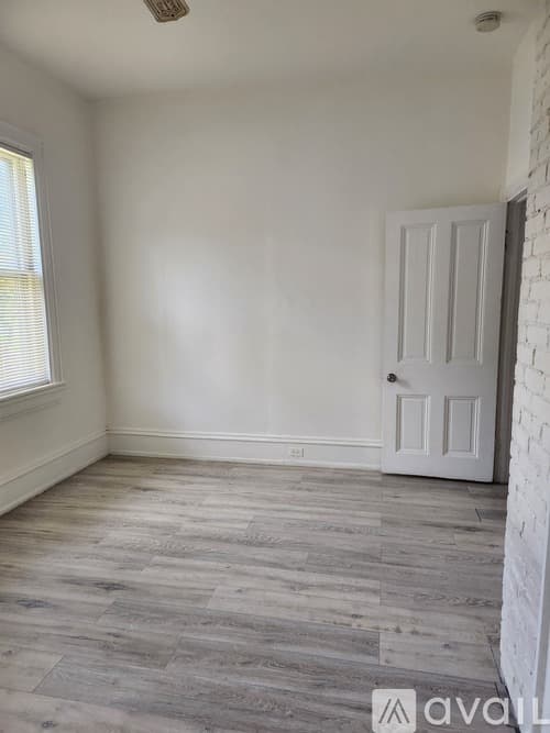 Berlin Apartment: 25 Washington Avenue