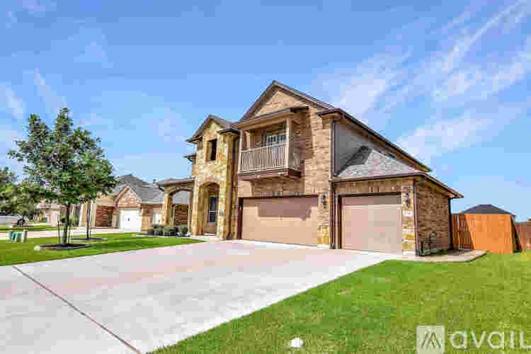 Temple House: 1114 Iron Glen Dr