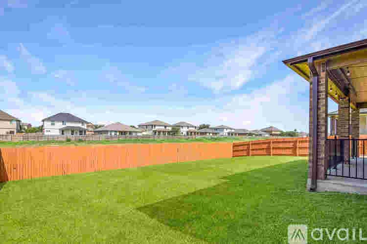 Temple House: 1114 Iron Glen Dr