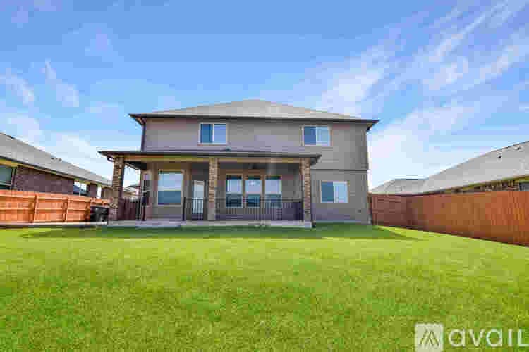 Temple House: 1114 Iron Glen Dr