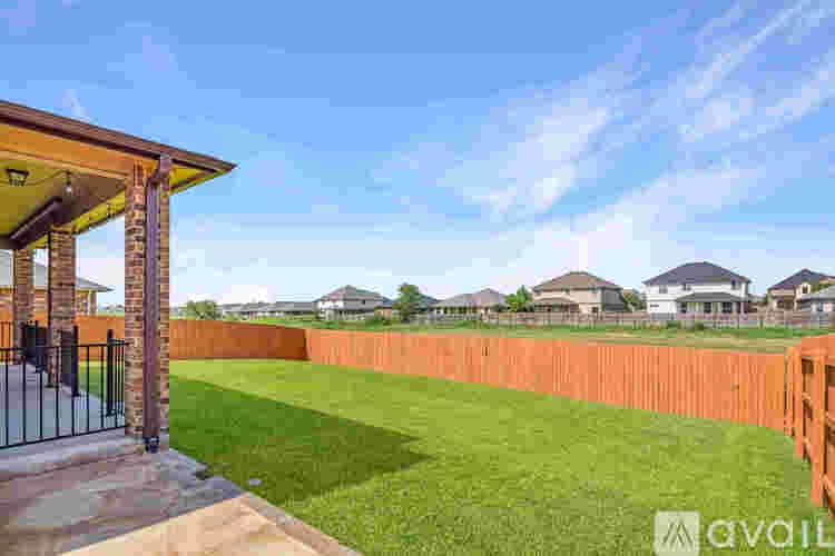 Temple House: 1114 Iron Glen Dr