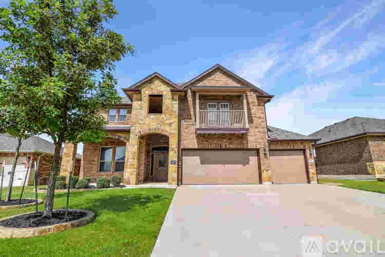 Temple House: 1114 Iron Glen Dr