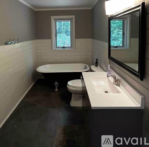 Bayfield House: County Highway J