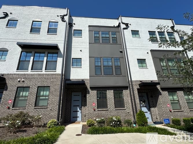 Atlanta Townhome: 1332 Booth Ave NW