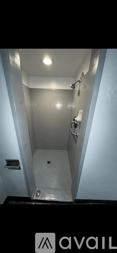 Fresno Apartment: 1438 W Clinton Ave