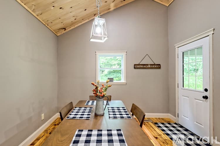 Rabun Gap House: 243 Ov Justus Rd