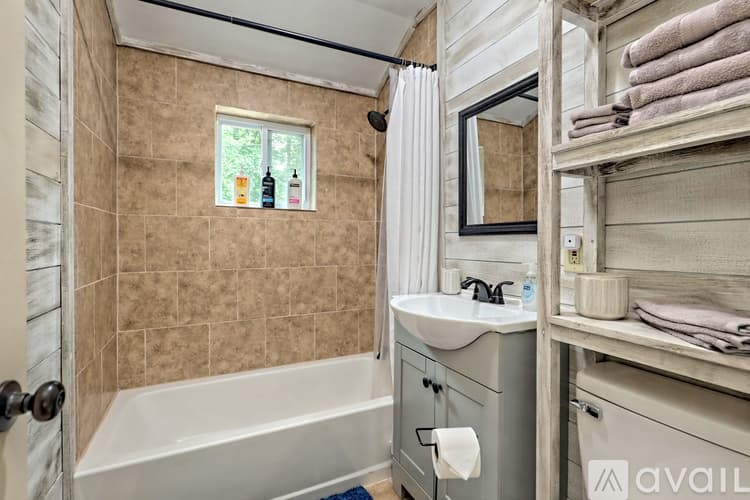 Rabun Gap House: 243 Ov Justus Rd