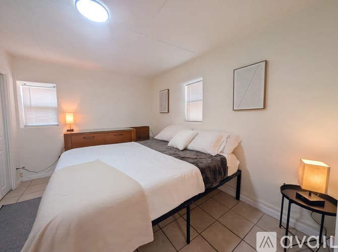 Albuquerque Apartment: 1203 Barelas Rd SW