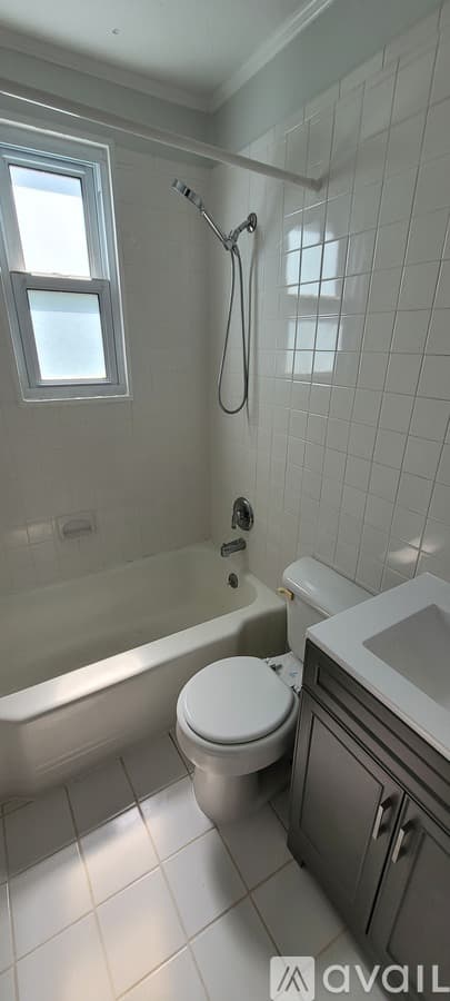 Greensboro Condo: 1805 Villa Dr