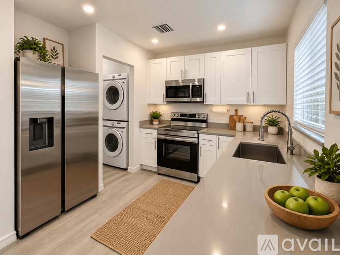 Miami Apartment: 7128 SW 22nd St