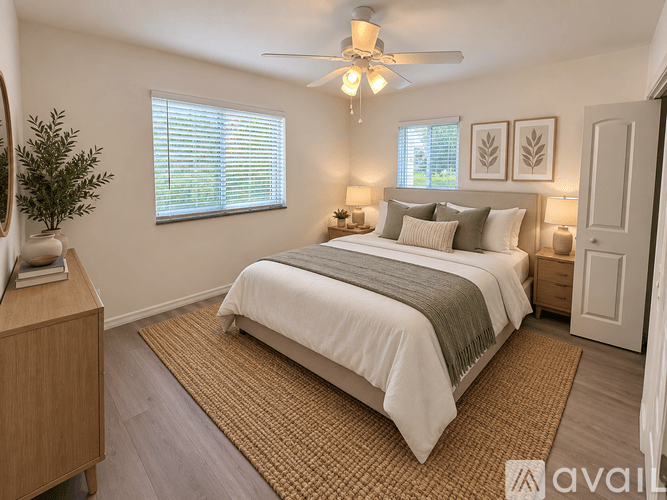 Miami Apartment: 7128 SW 22nd St