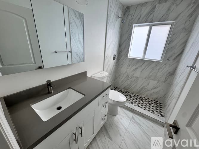 Miami Apartment: 7128 SW 22nd St