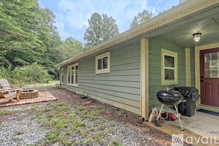 Rabun Gap House: 243 Ov Justus Rd