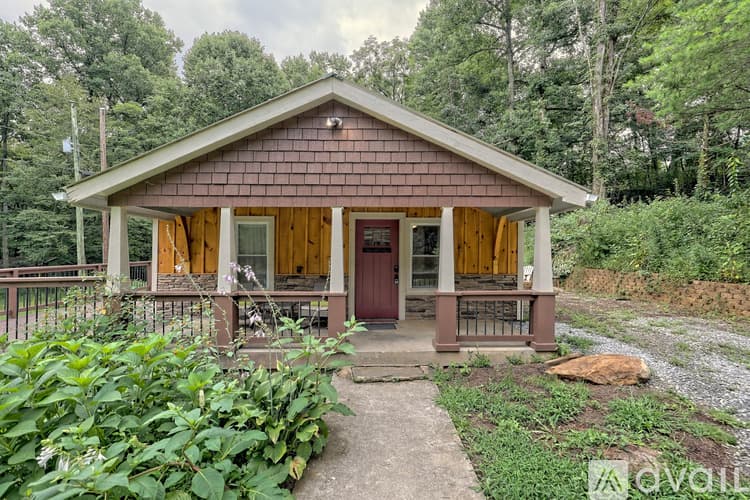 Rabun Gap House: 243 Ov Justus Rd