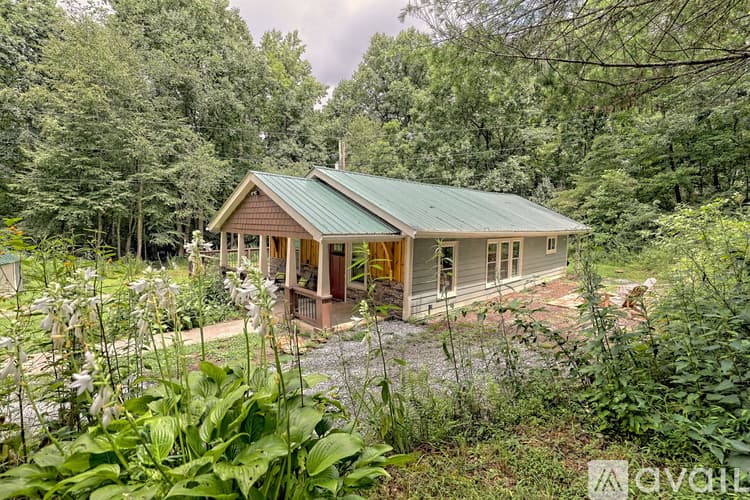 Rabun Gap House: 243 Ov Justus Rd
