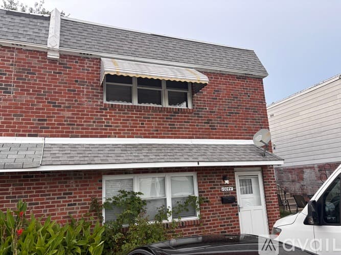 Philadelphia Apartment: 10044 Verree Rd