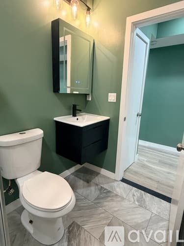 Philadelphia Apartment: 1324 North 15th Street
