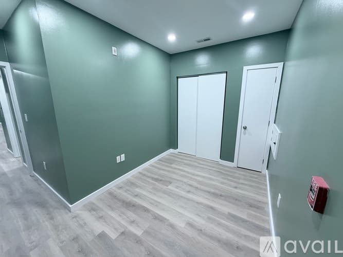 Philadelphia Apartment: 1324 North 15th Street