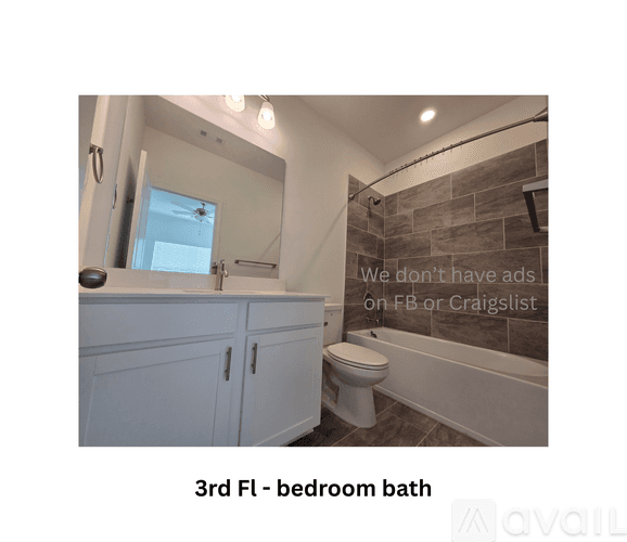 Perry Townhome: 113 Billboard Ave