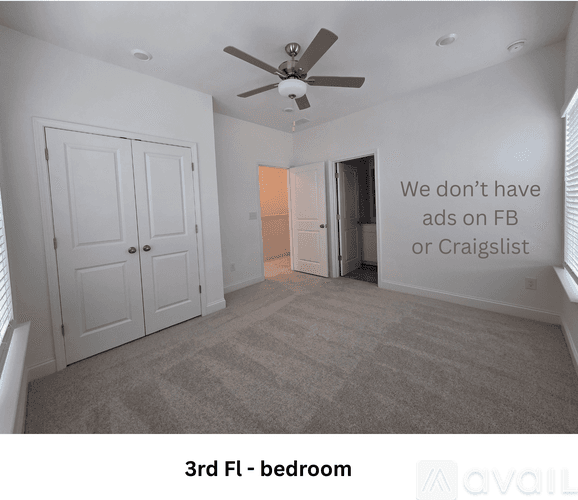 Perry Townhome: 113 Billboard Ave