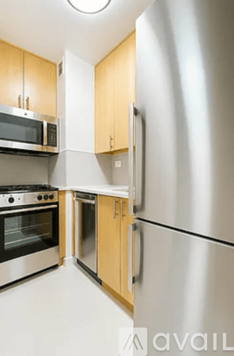 New York Apartment: 151 W 15th St