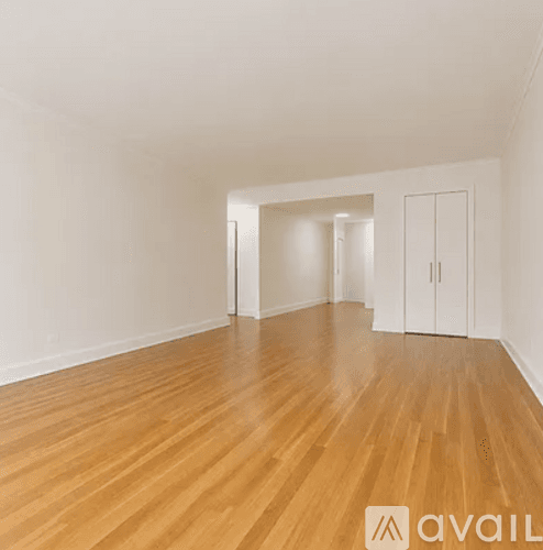 New York Apartment: 151 W 15th St