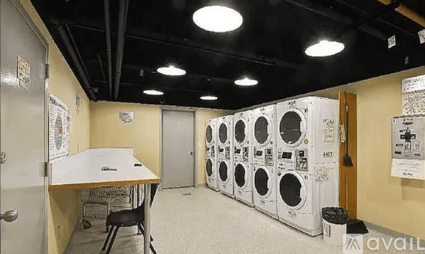 New York Apartment: 151 W 15th St