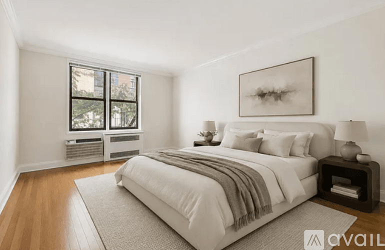 New York Apartment: 151 W 15th St
