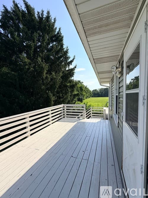 Oswego House: 6 Marlin Drive