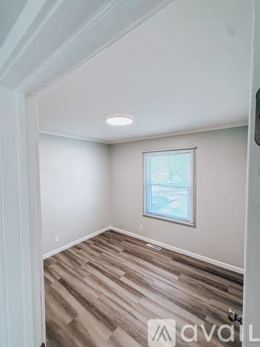 Oswego House: 6 Marlin Drive