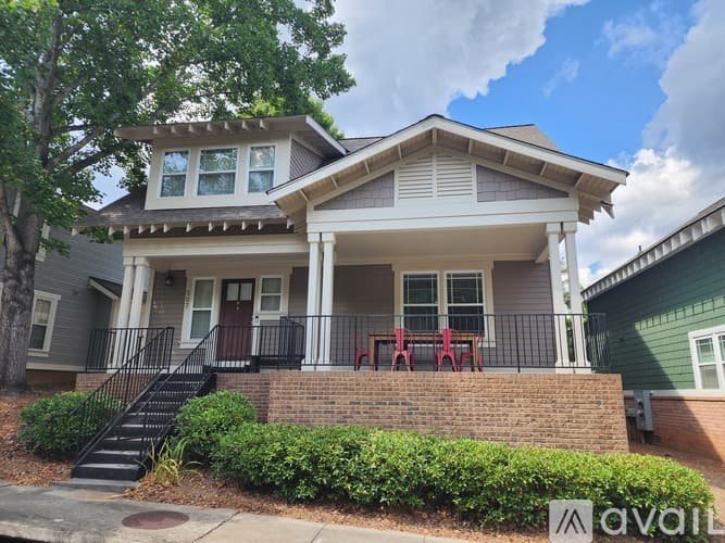 Athens Condo: 490 South Barnett Shoals Road