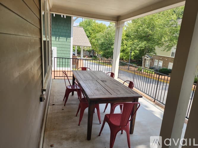 Athens Condo: 490 South Barnett Shoals Road