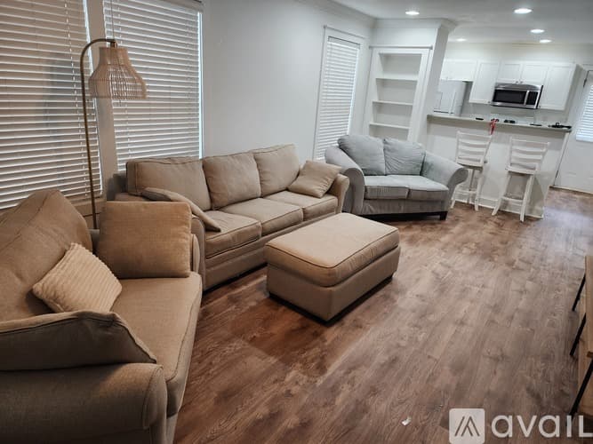 Athens Condo: 490 South Barnett Shoals Road