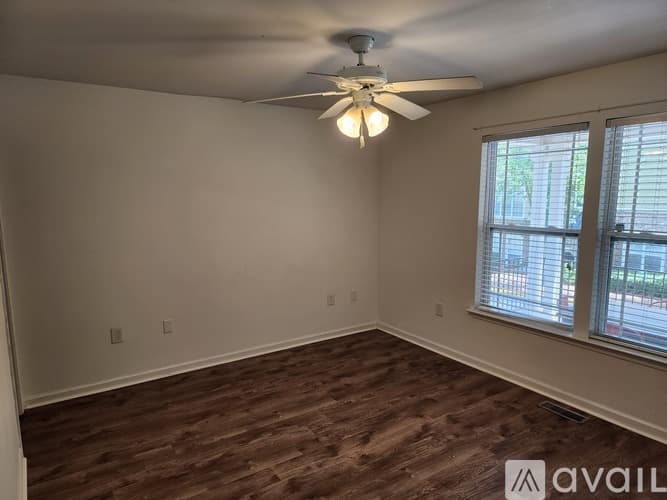 Athens Condo: 490 South Barnett Shoals Road