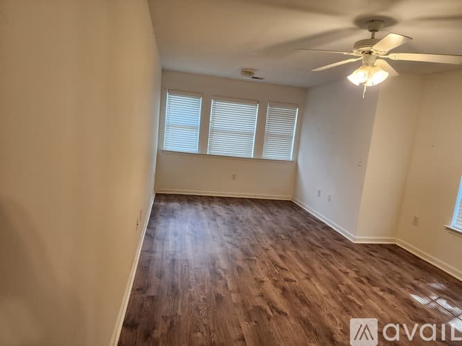 Athens Condo: 490 South Barnett Shoals Road