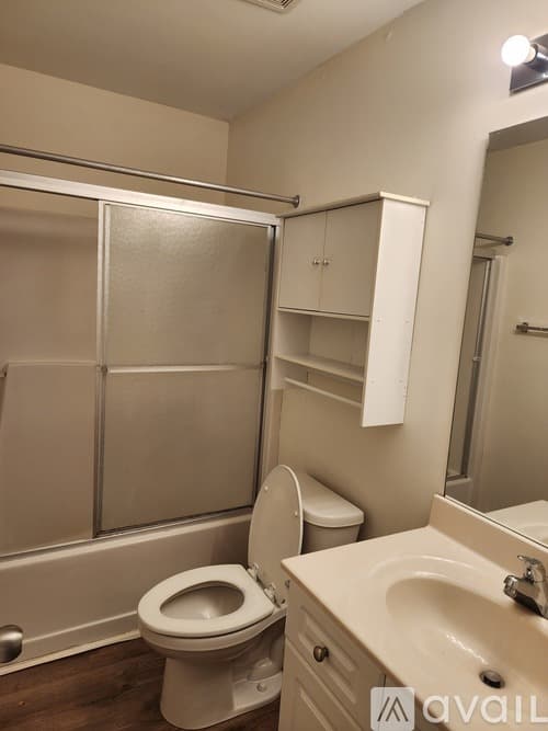 Athens Condo: 490 South Barnett Shoals Road