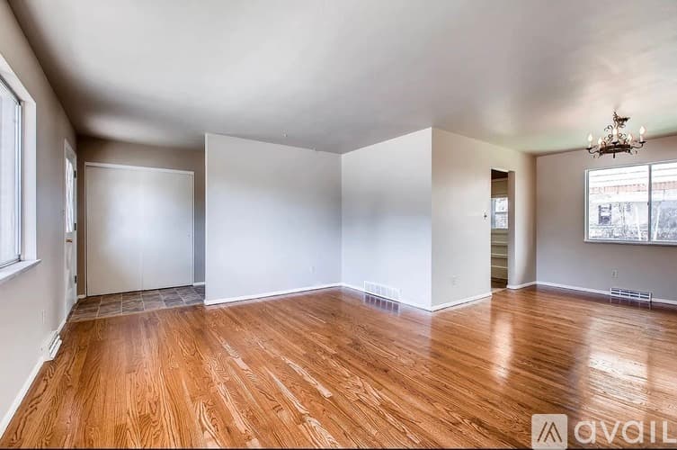 Colorado Springs House: 2223 Northglen Dr