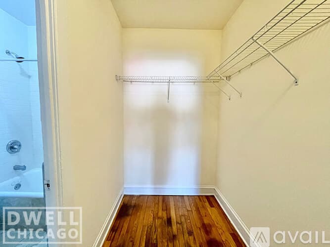 Chicago Apartment: 2651 N Spaulding Ave