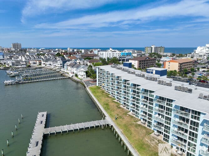 Ocean City Condo: 302 W 32nd St