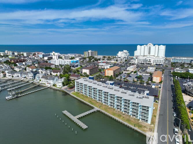 Ocean City Condo: 302 W 32nd St