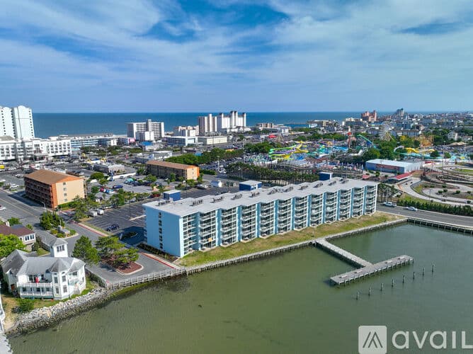 Ocean City Condo: 302 W 32nd St