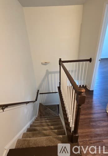 Clayton Townhome: 105 Wimbledon Ct