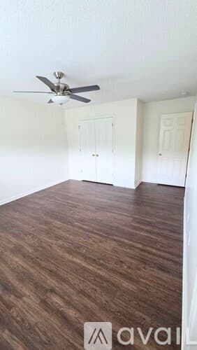 Clayton Townhome: 105 Wimbledon Ct