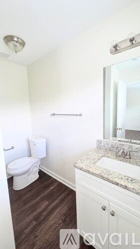 Clayton Townhome: 105 Wimbledon Ct