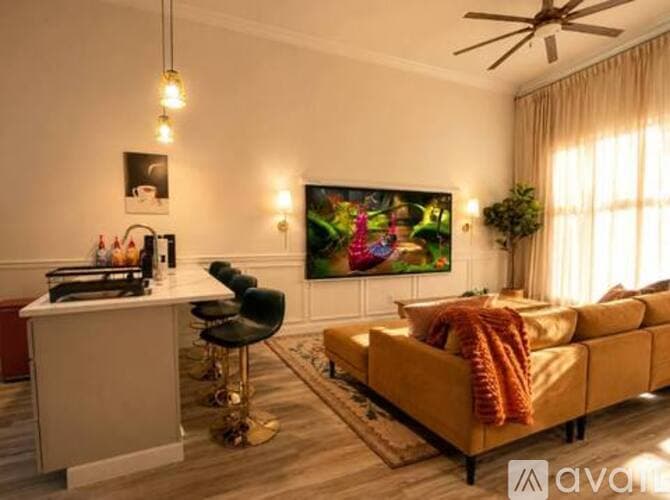 St. Petersburg Apartment: 4511 13 Th Ave S